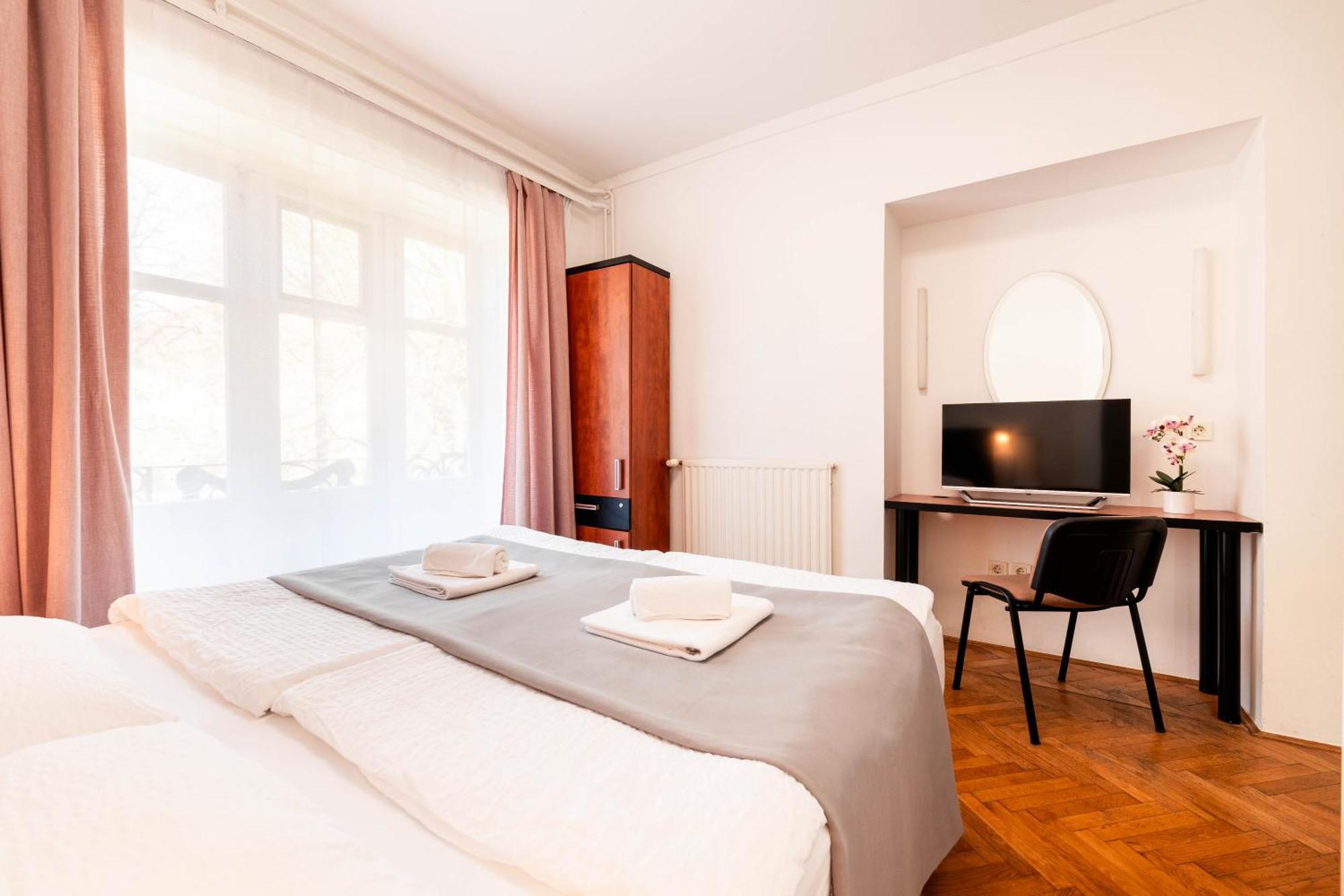 Pod Lipo 2* Ljubljana